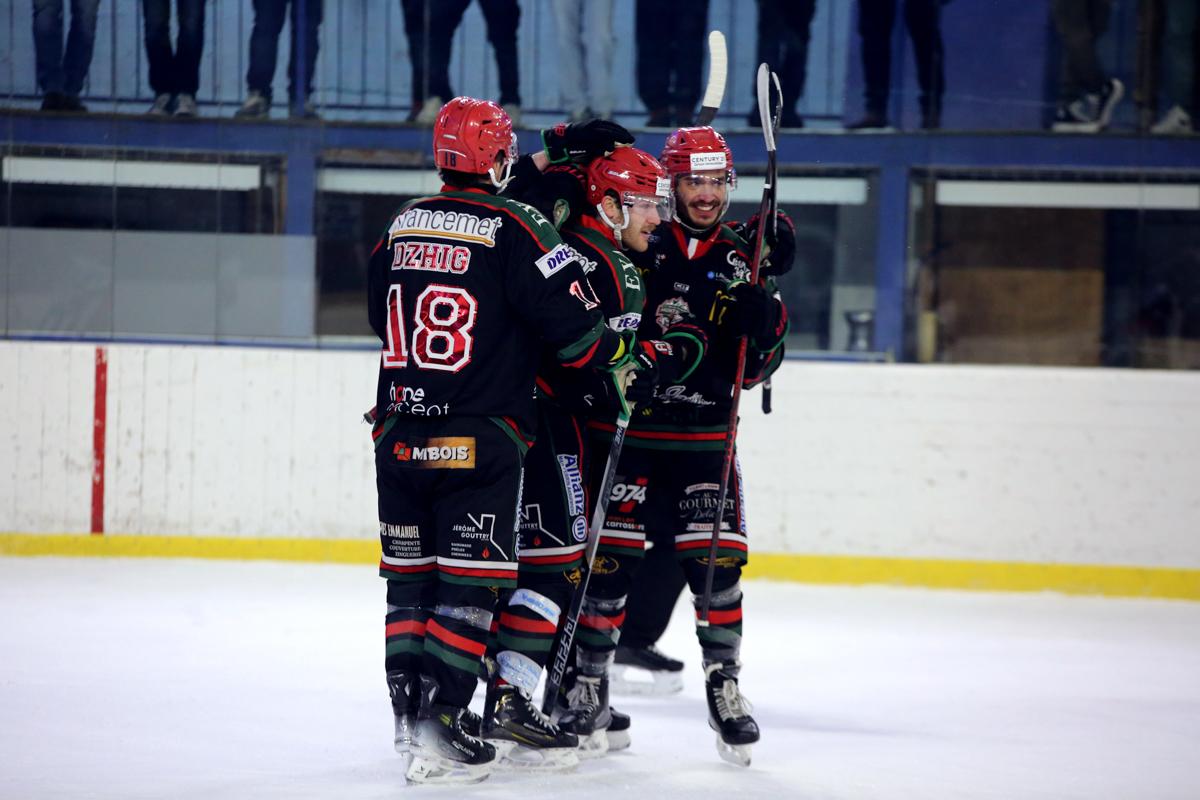 Mont-Blanc 4 - 5 Dunkerque