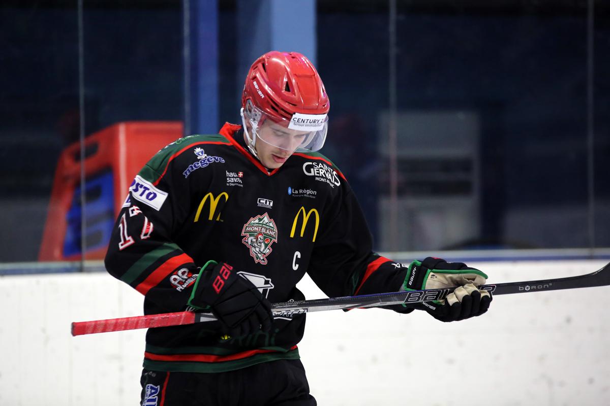 Mont-Blanc 4 - 5 Dunkerque