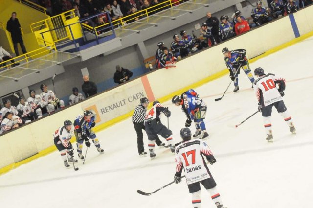 Photo hockey match Caen  - Nice le 07/11/2009