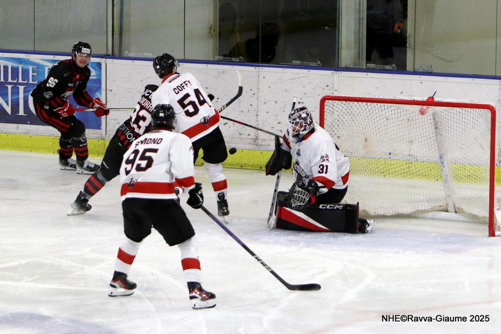 Nice 3 - 0 Chamonix 