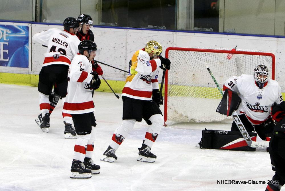 Nice 3 - 0 Chamonix 