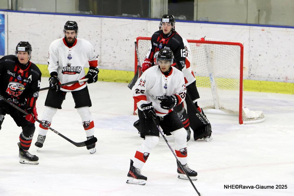 Nice 3 - 0 Chamonix 
