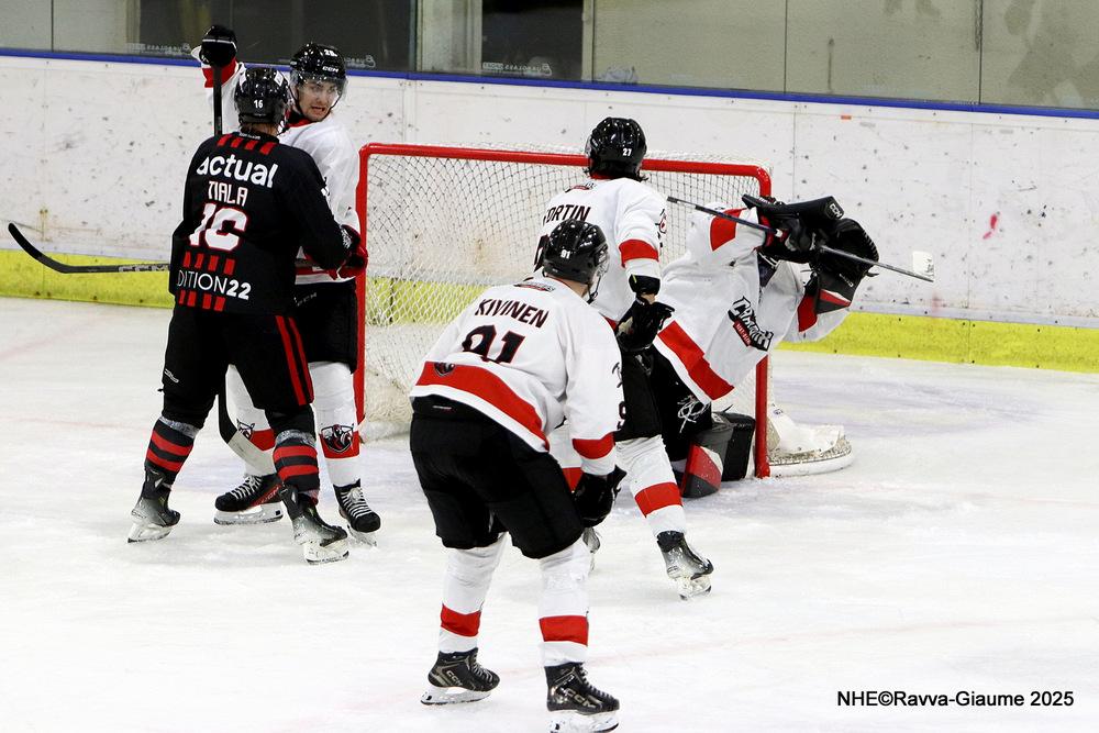 Nice 3 - 0 Chamonix 