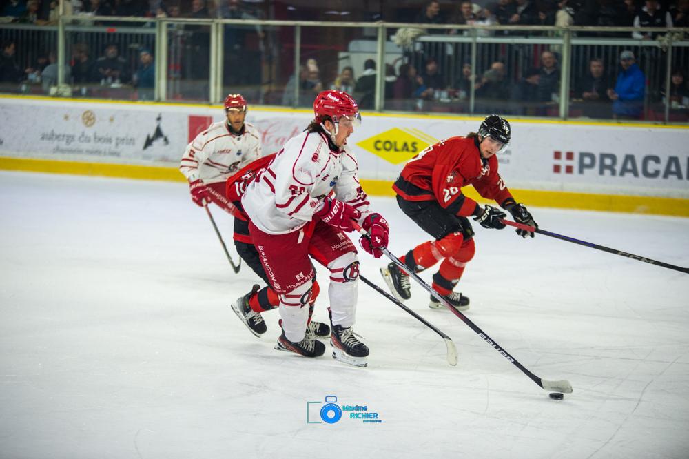 Chamonix  3 - 4 Briançon 