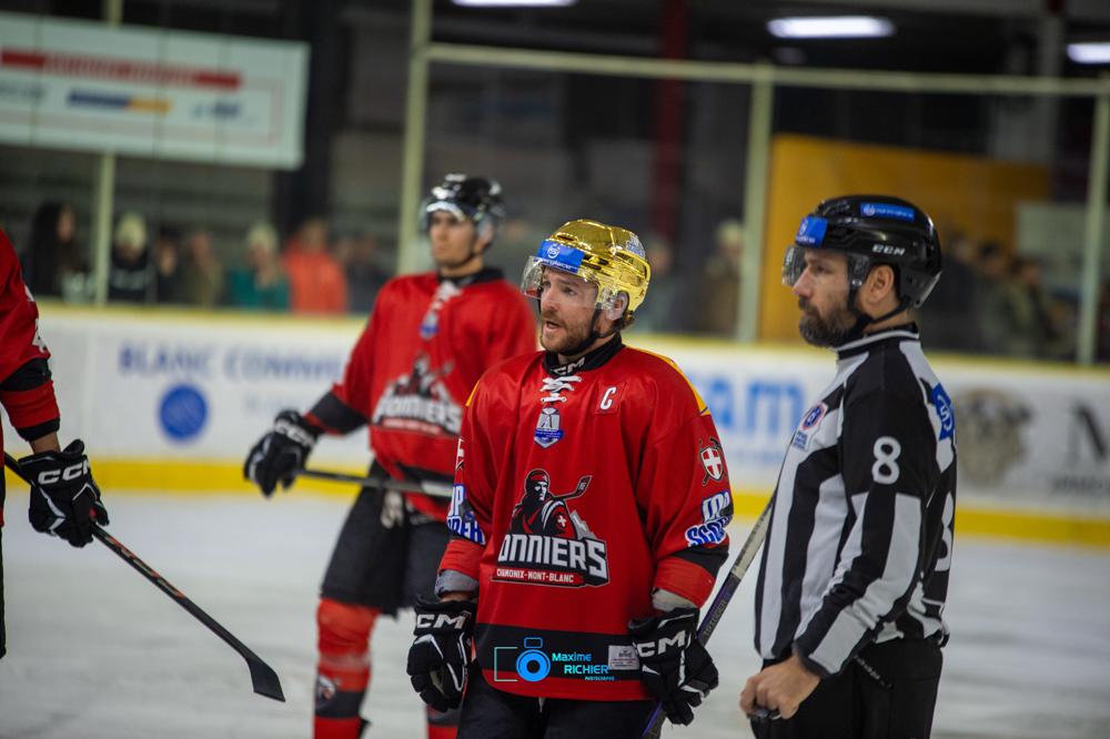 Chamonix  3 - 4 Briançon 