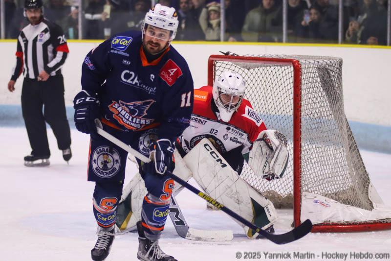 Clermont-Ferrand 3 - 6 Vaujany