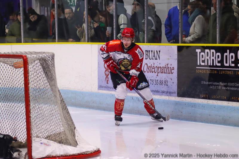 Clermont-Ferrand 3 - 6 Vaujany
