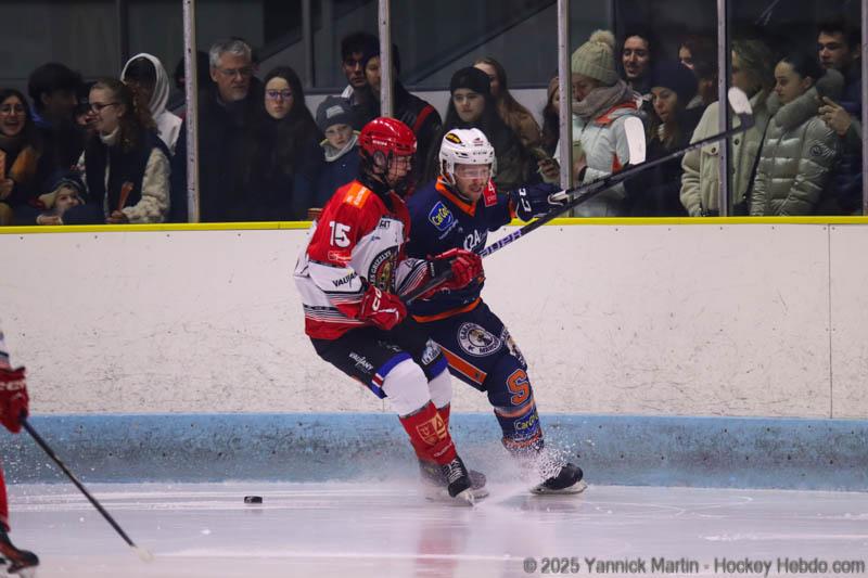Clermont-Ferrand 3 - 6 Vaujany
