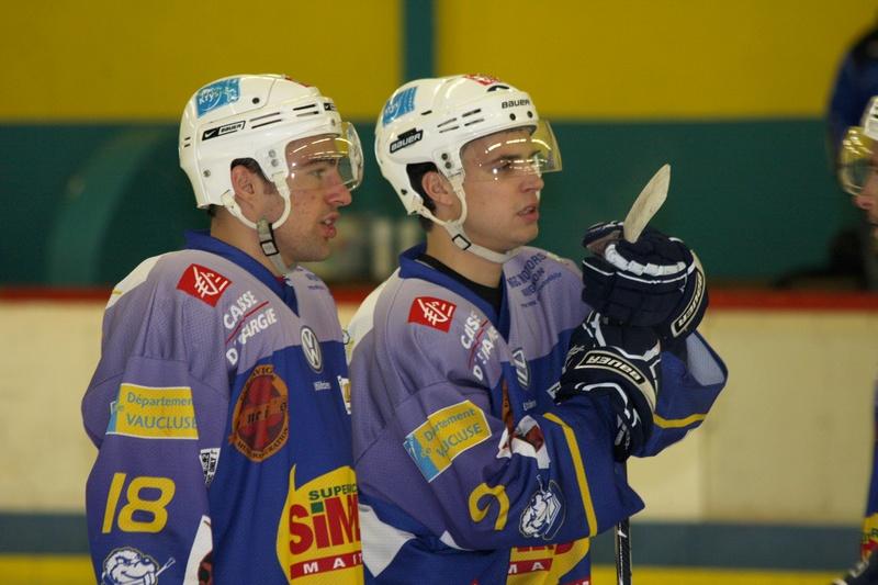 Avignon 4 - 2 Annecy