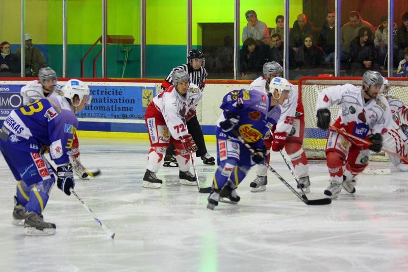 Avignon 4 - 2 Annecy