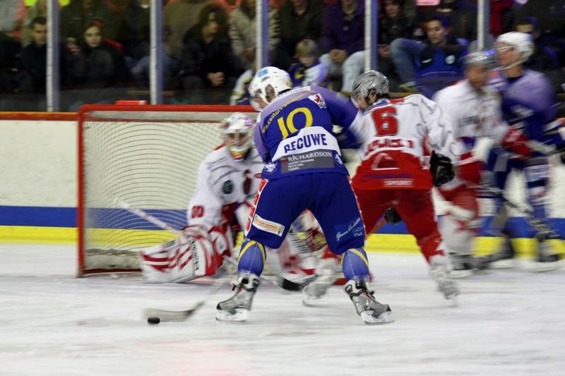 Avignon 4 - 2 Annecy