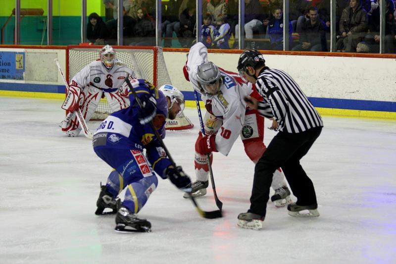 Avignon 4 - 2 Annecy