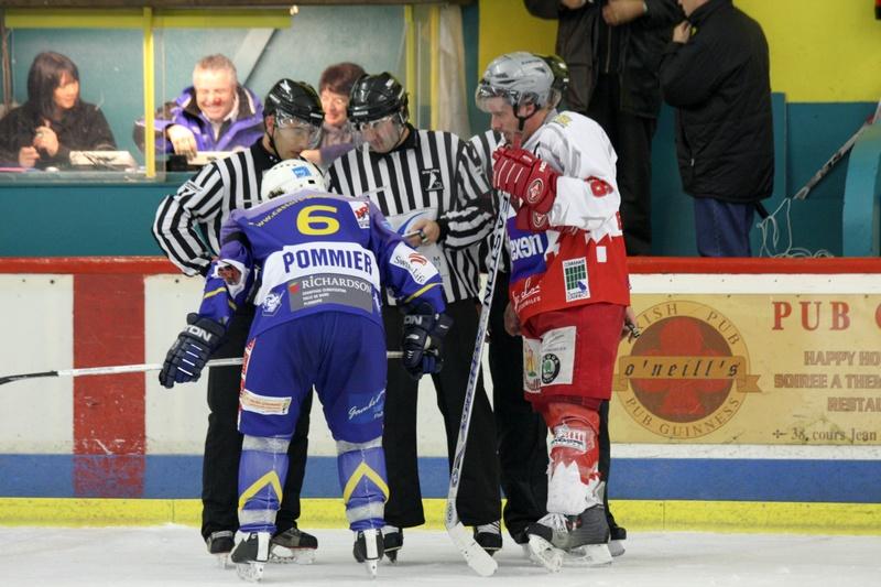 Avignon 4 - 2 Annecy