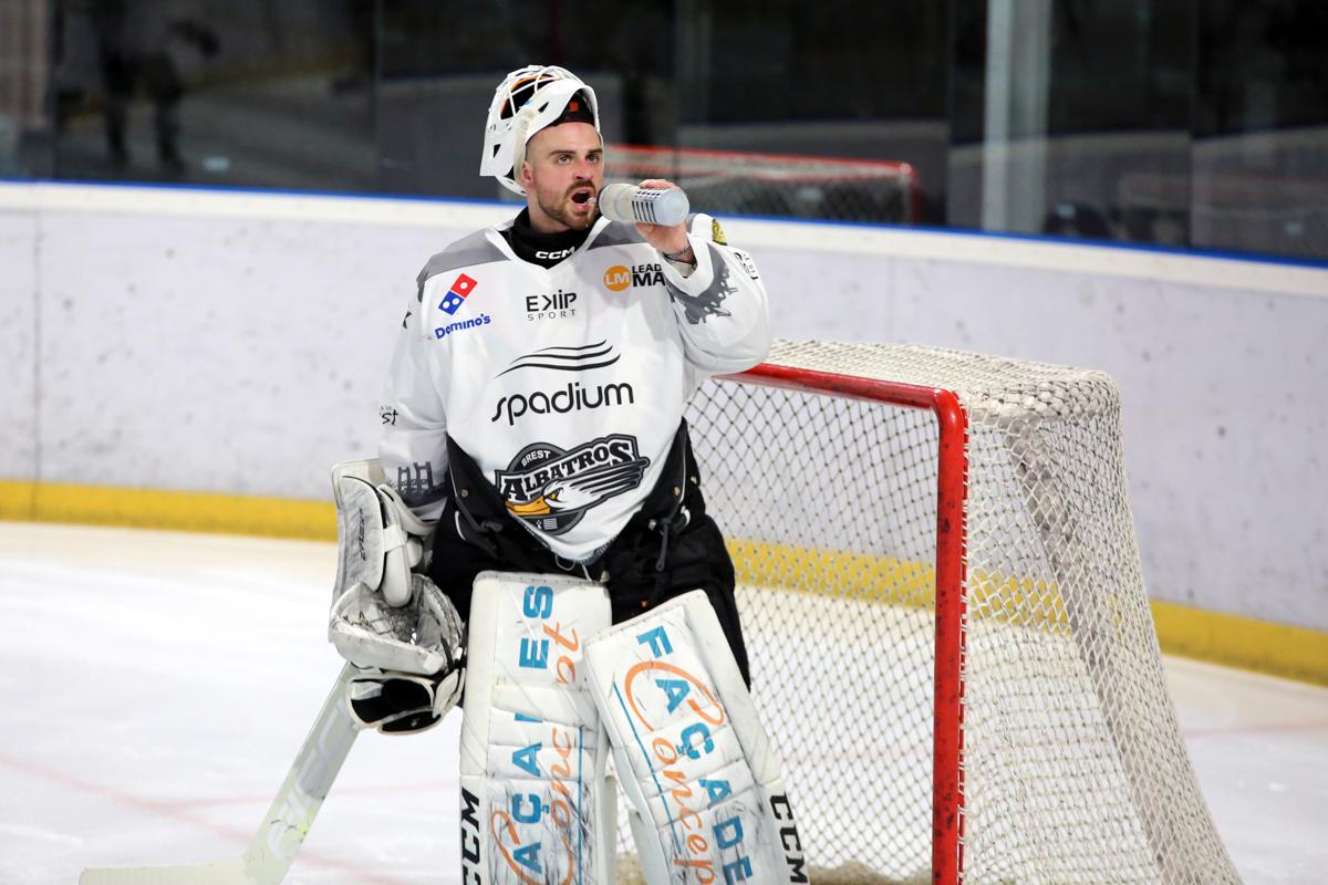 Mont-Blanc 3 - 1 Brest 