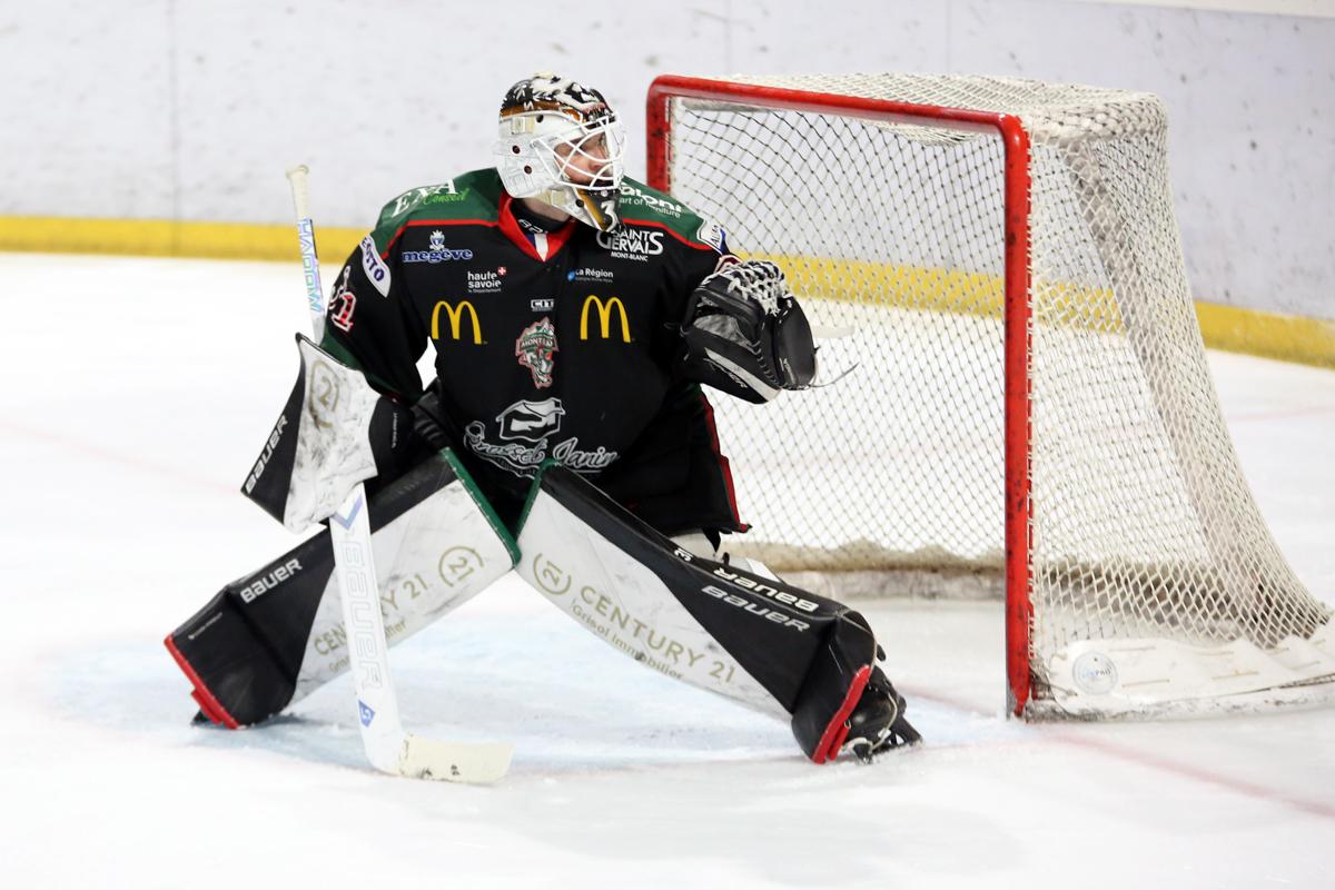 Mont-Blanc 3 - 1 Brest 
