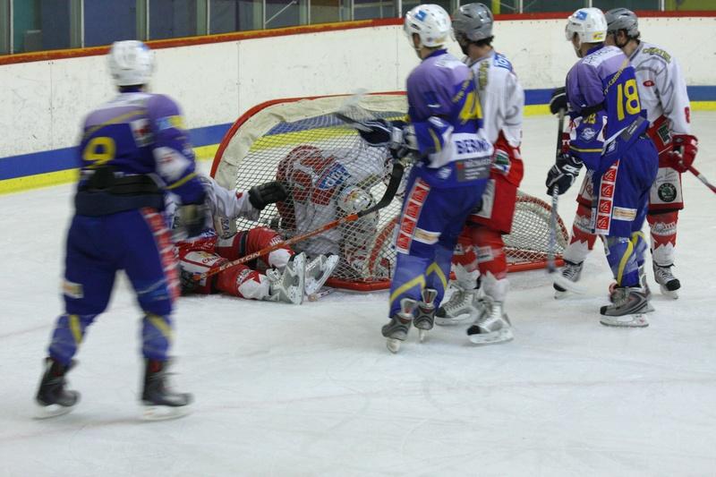 Avignon 4 - 2 Annecy