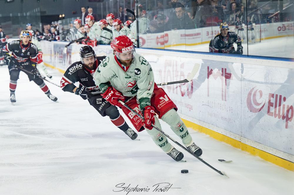 Bordeaux 5 - 4 Cergy-Pontoise