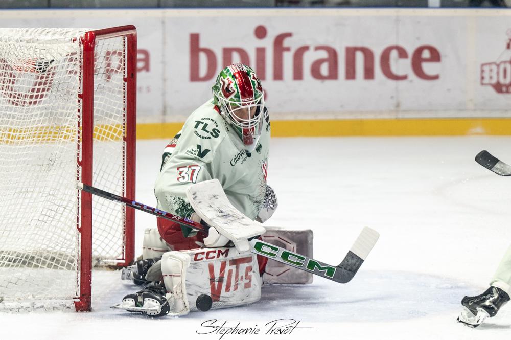 Bordeaux 5 - 4 Cergy-Pontoise