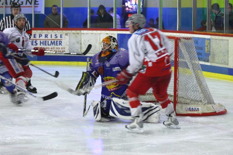 Avignon 4 - 2 Annecy