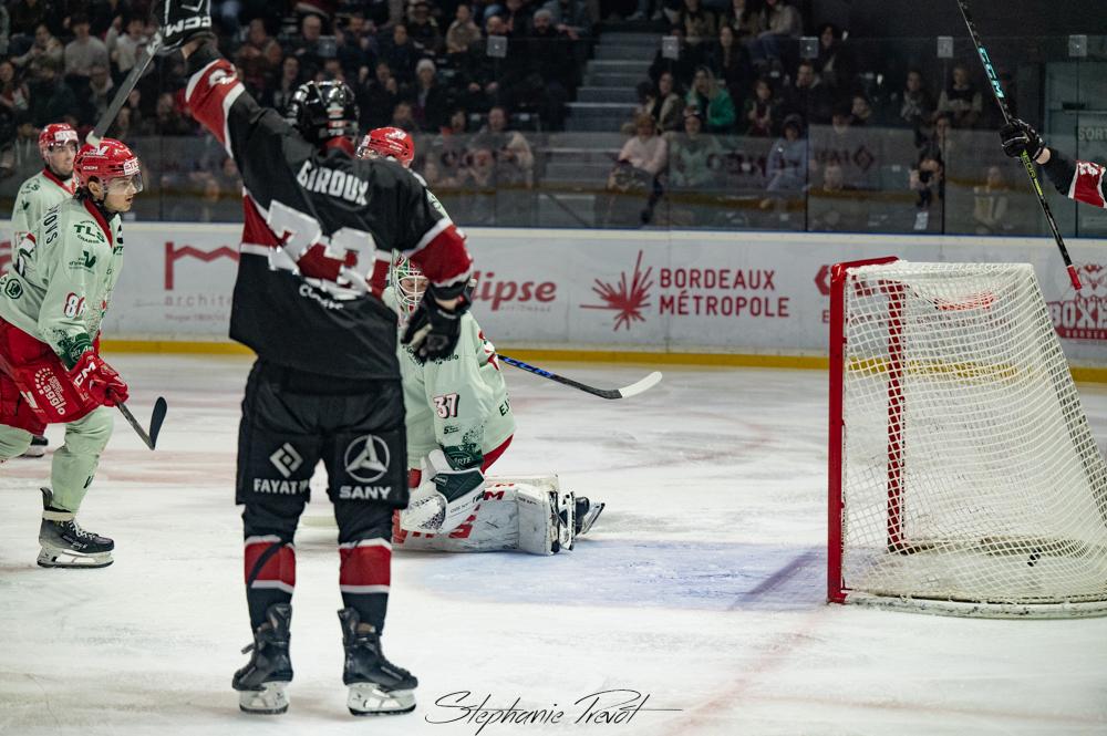 Bordeaux 5 - 4 Cergy-Pontoise