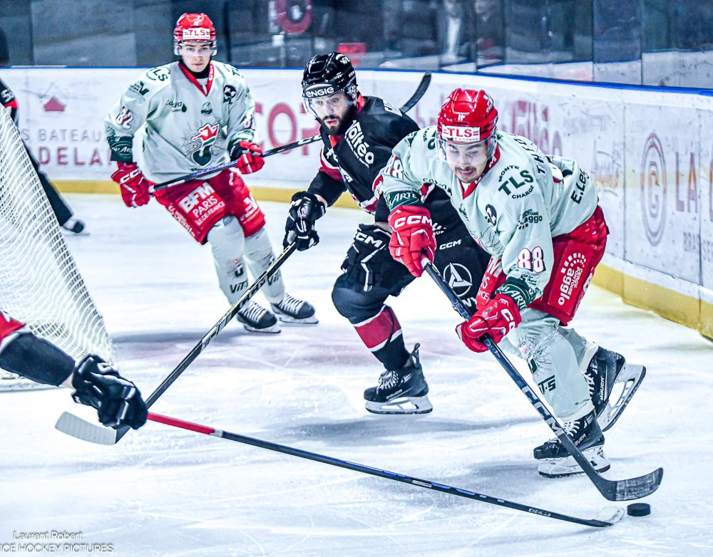 Bordeaux 5 - 4 Cergy-Pontoise