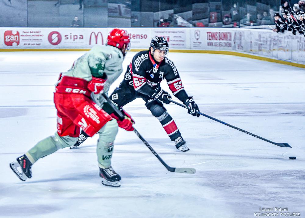 Bordeaux 5 - 4 Cergy-Pontoise