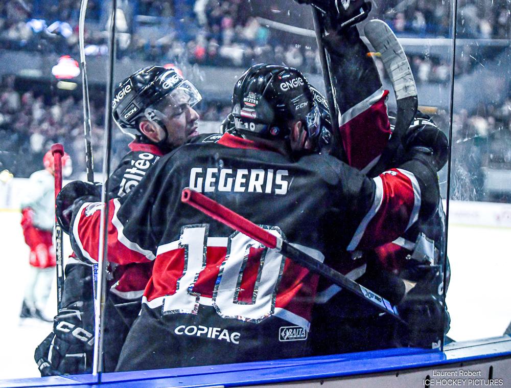 Bordeaux 5 - 4 Cergy-Pontoise