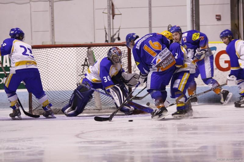 Clermont-Ferrand 7 - 4 Champigny-sur-Marne