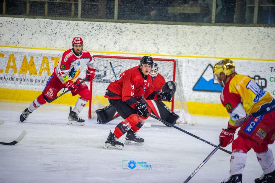 Chamonix  6 - 2 Grenoble 