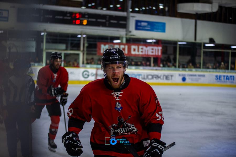 Chamonix  6 - 2 Grenoble 