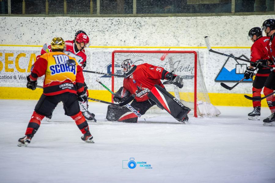 Chamonix  6 - 2 Grenoble 