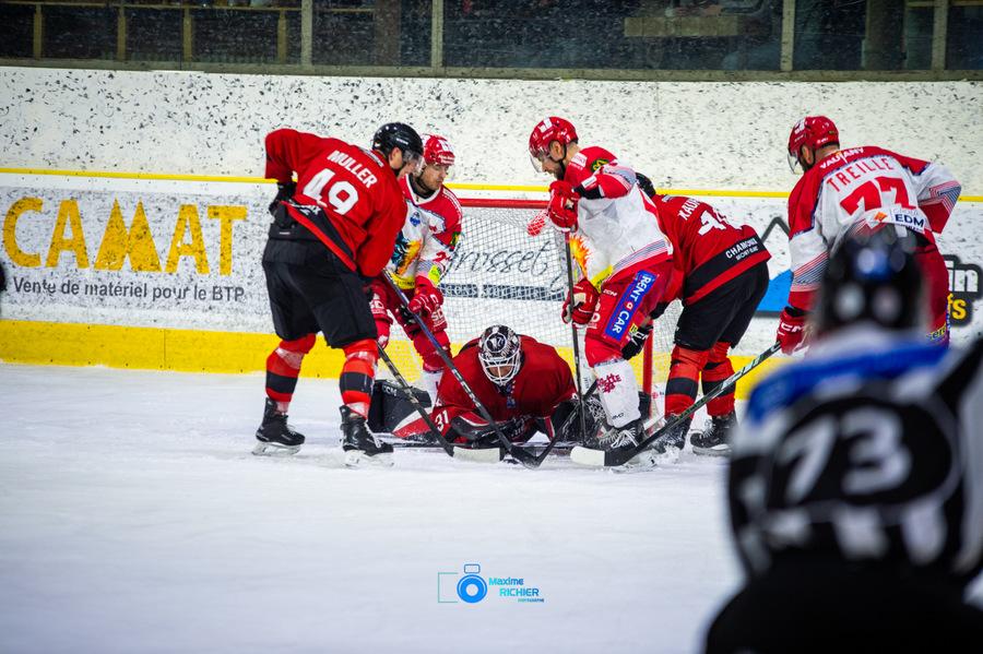 Chamonix  6 - 2 Grenoble 