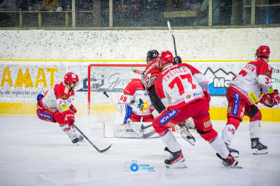 Chamonix  6 - 2 Grenoble 