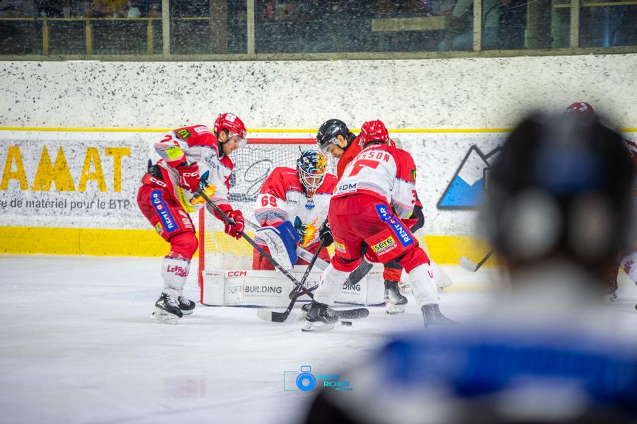 Chamonix  6 - 2 Grenoble 