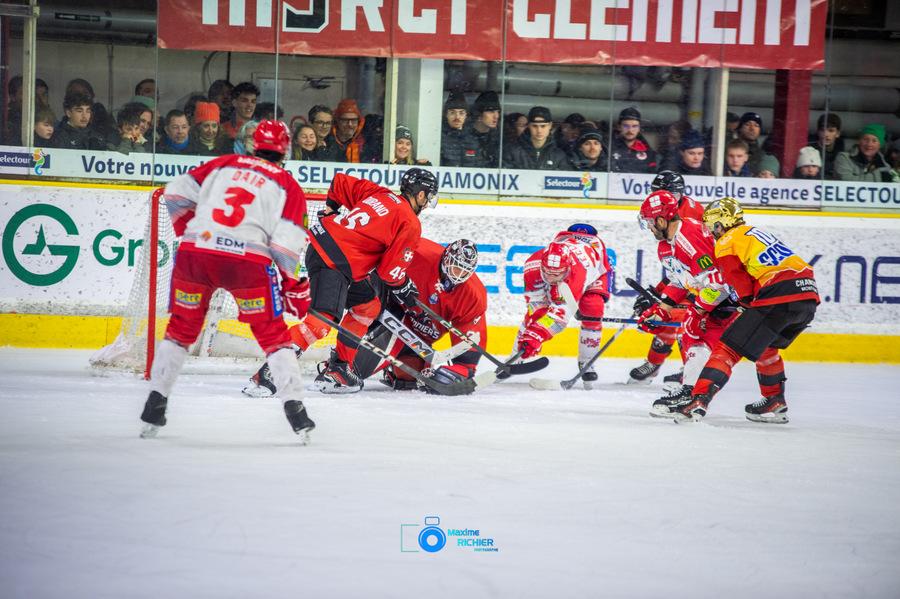 Chamonix  6 - 2 Grenoble 