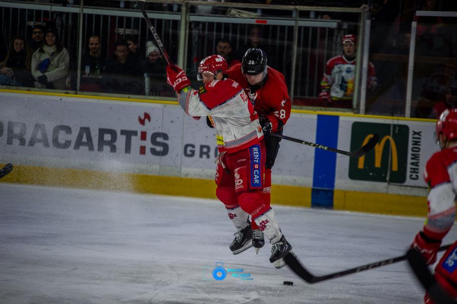 Chamonix  6 - 2 Grenoble 