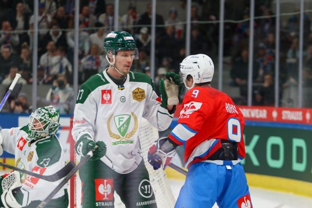 Photo hockey match Zürich - Karlstad le 18/02/2025