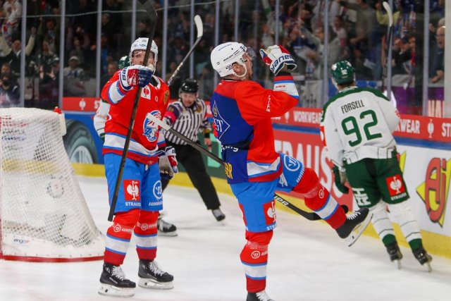 Photo hockey match Zürich - Karlstad le 18/02/2025