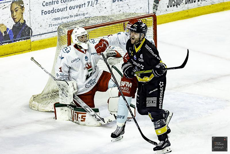 Cergy-Pontoise 3 - 6 Rouen