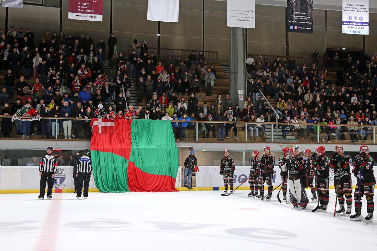 Mont-Blanc 5 - 1 Cholet 