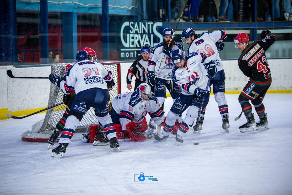 Mont-Blanc 3 - 2 Caen 