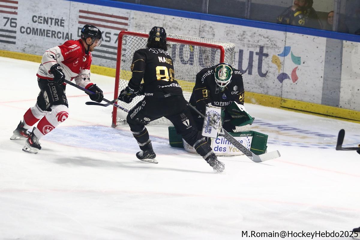 Rouen 3 - 4 Amiens 