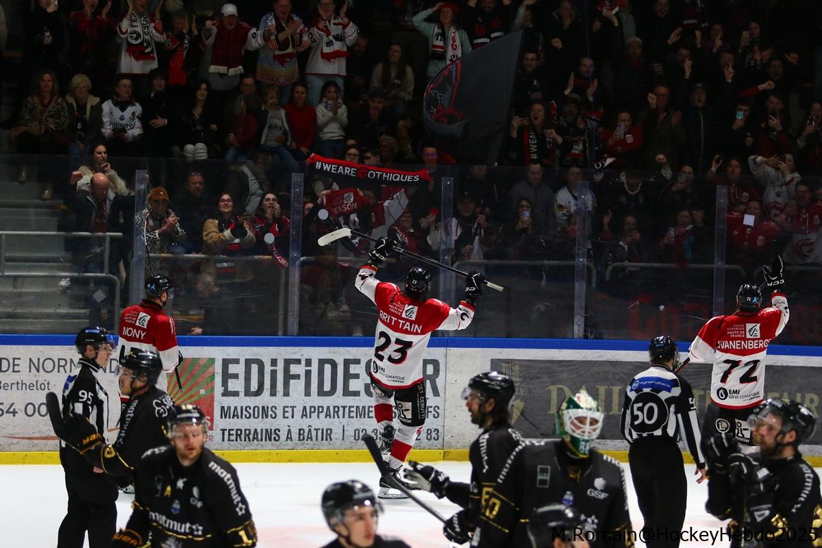 Rouen 3 - 4 Amiens 