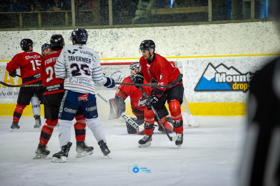 Chamonix  0 - 4 Angers 