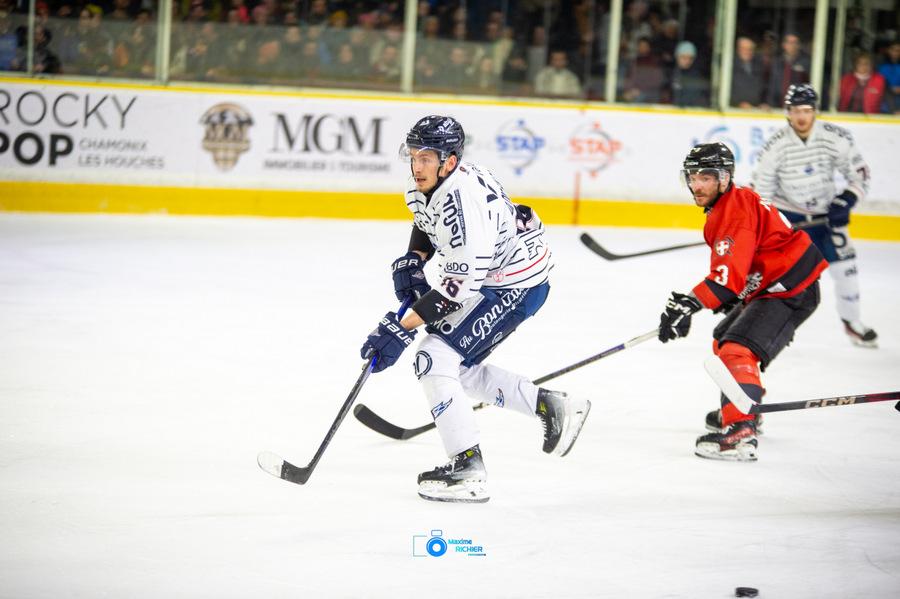 Chamonix  0 - 4 Angers 