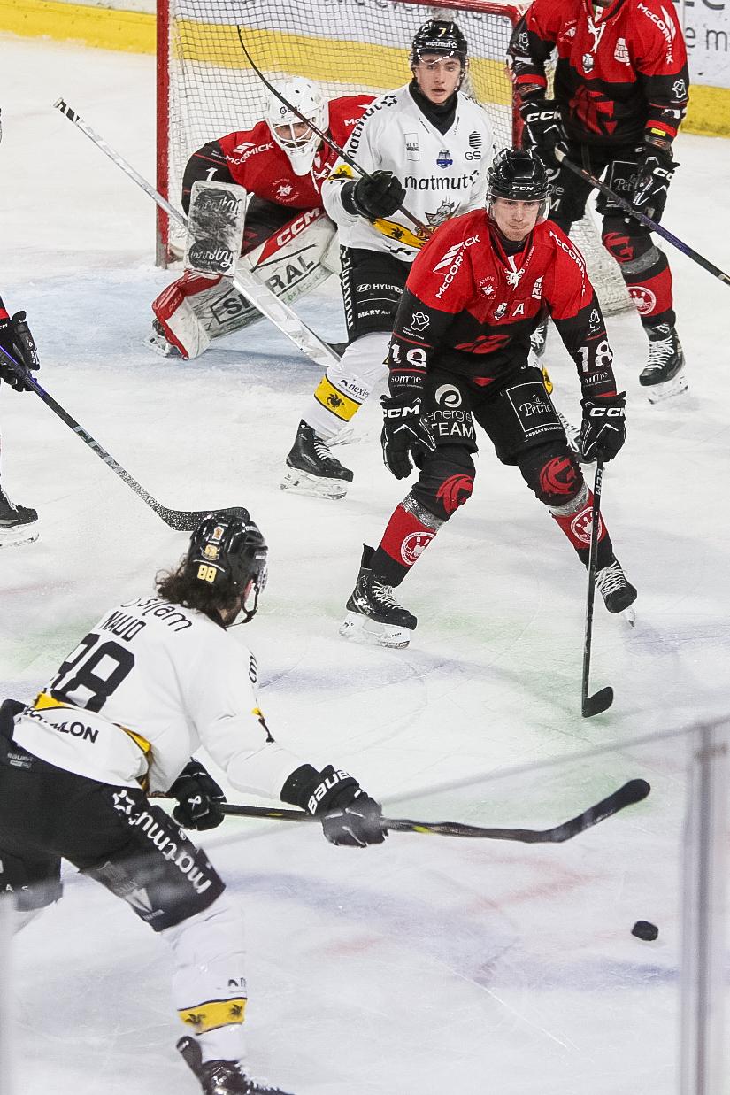 Amiens  3 - 4 Rouen