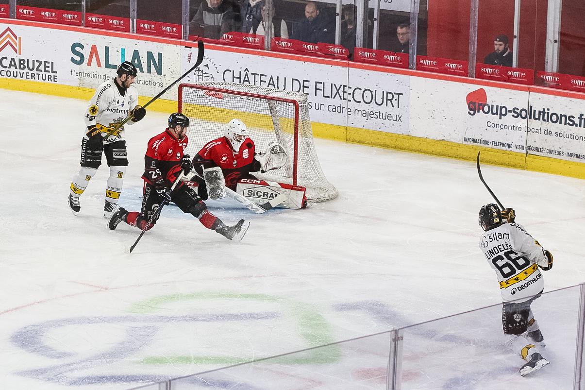 Amiens  3 - 4 Rouen