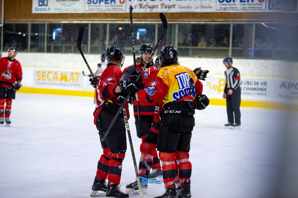 Chamonix  1 - 5 Angers 