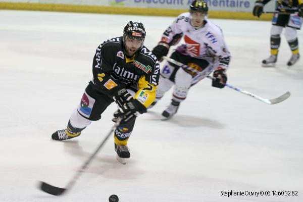 Rouen 10 - 3 Amiens 