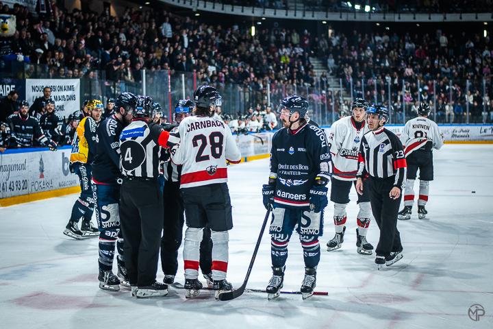 Angers  1 - 2 Chamonix 